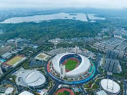 棒球与气象统计：湿度对滑球水平位移的影响